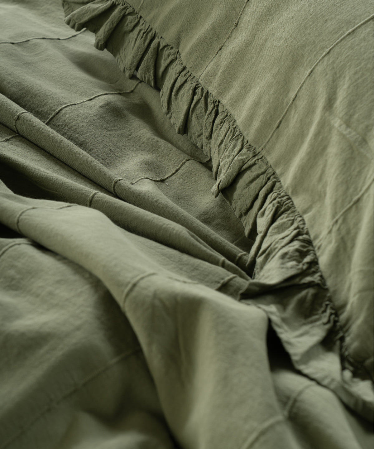 LIMASSO %100 Pamuk Stonewashed Fırfırlı Nevresim Takımı - İdelia Capulet Olive