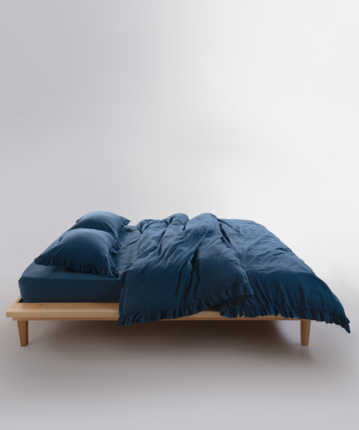 LIMASSO %100 Pamuk Stonewashed Fırfırlı Nevresim Takımı - İdelia Dress Blue