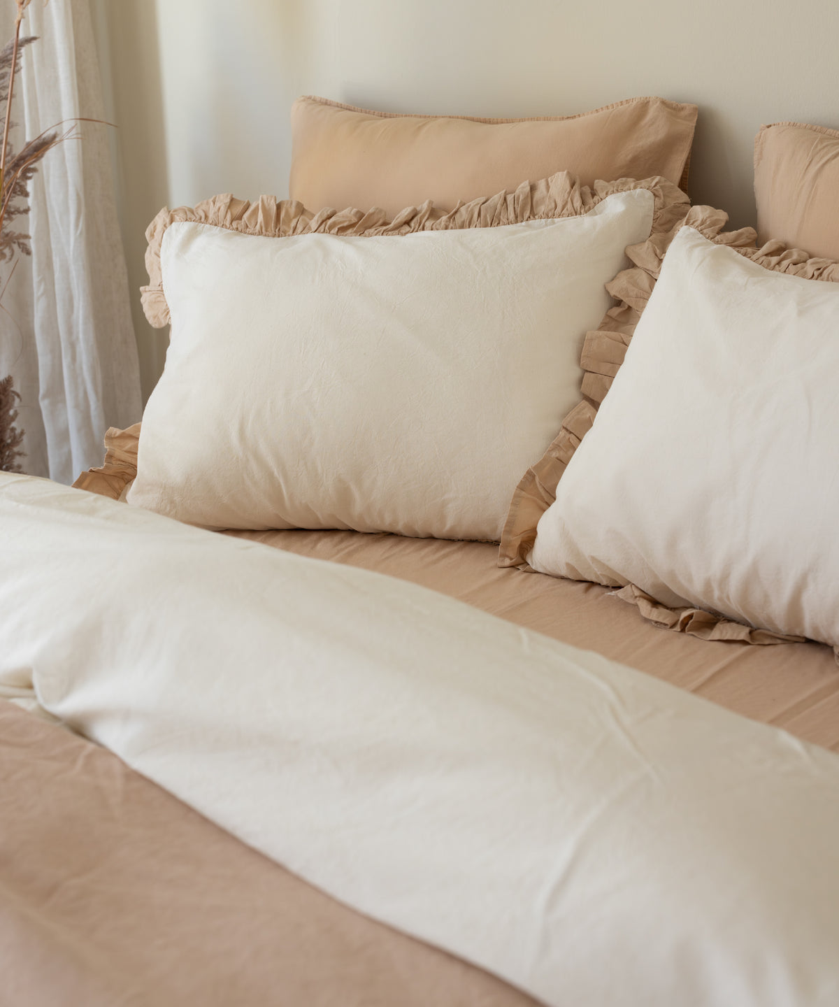 LIMASSO %100 Pamuk Stonewashed Fırfırlı Nevresim Takımı - Odesia Beige