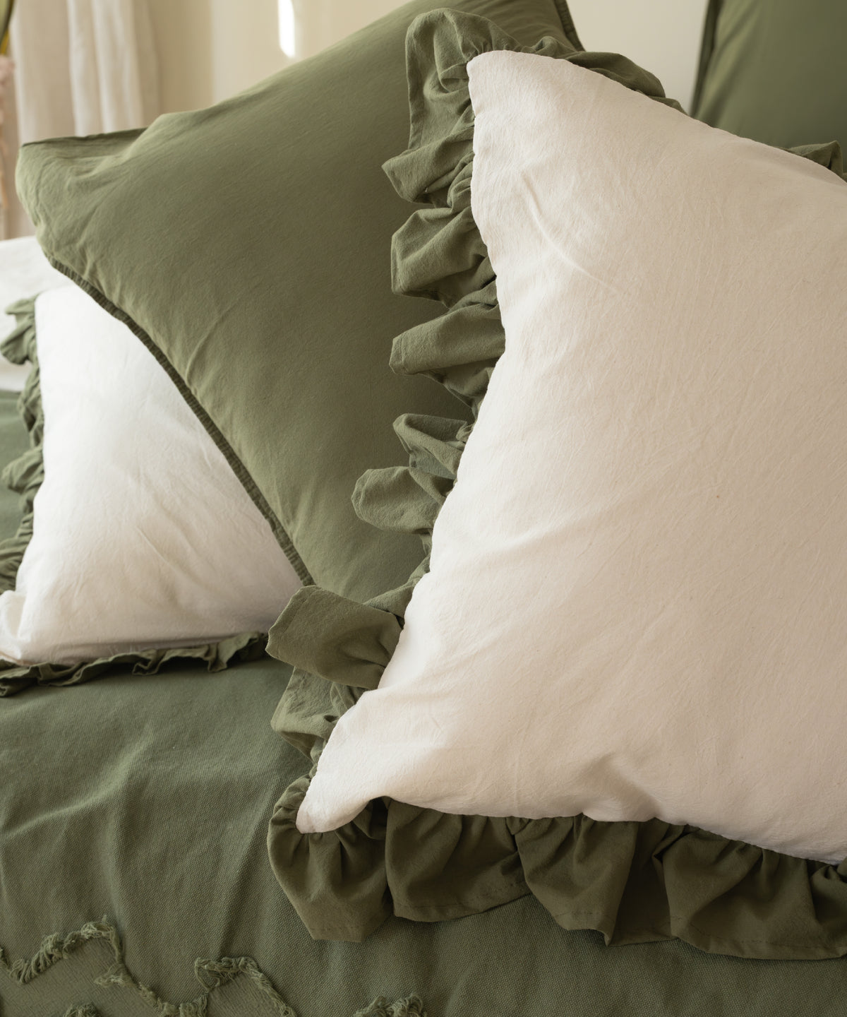 LIMASSO %100 Pamuk Stonewashed Fırfırlı Nevresim Takımı - Odesia Capulet Olive