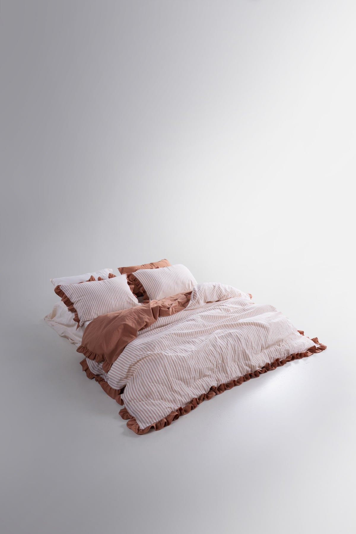 LIMASSO %100 Pamuk Garment Washed Çizgili Fırfırlı Nevresim Takımı - Marrakesh
