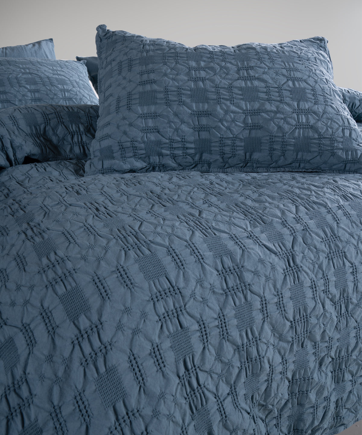 LIMASSO %100 Pamuk Stonewashed Jakarlı Kristal Desenli Nevresim Takımı - Crystal Akdeniz Mavisi