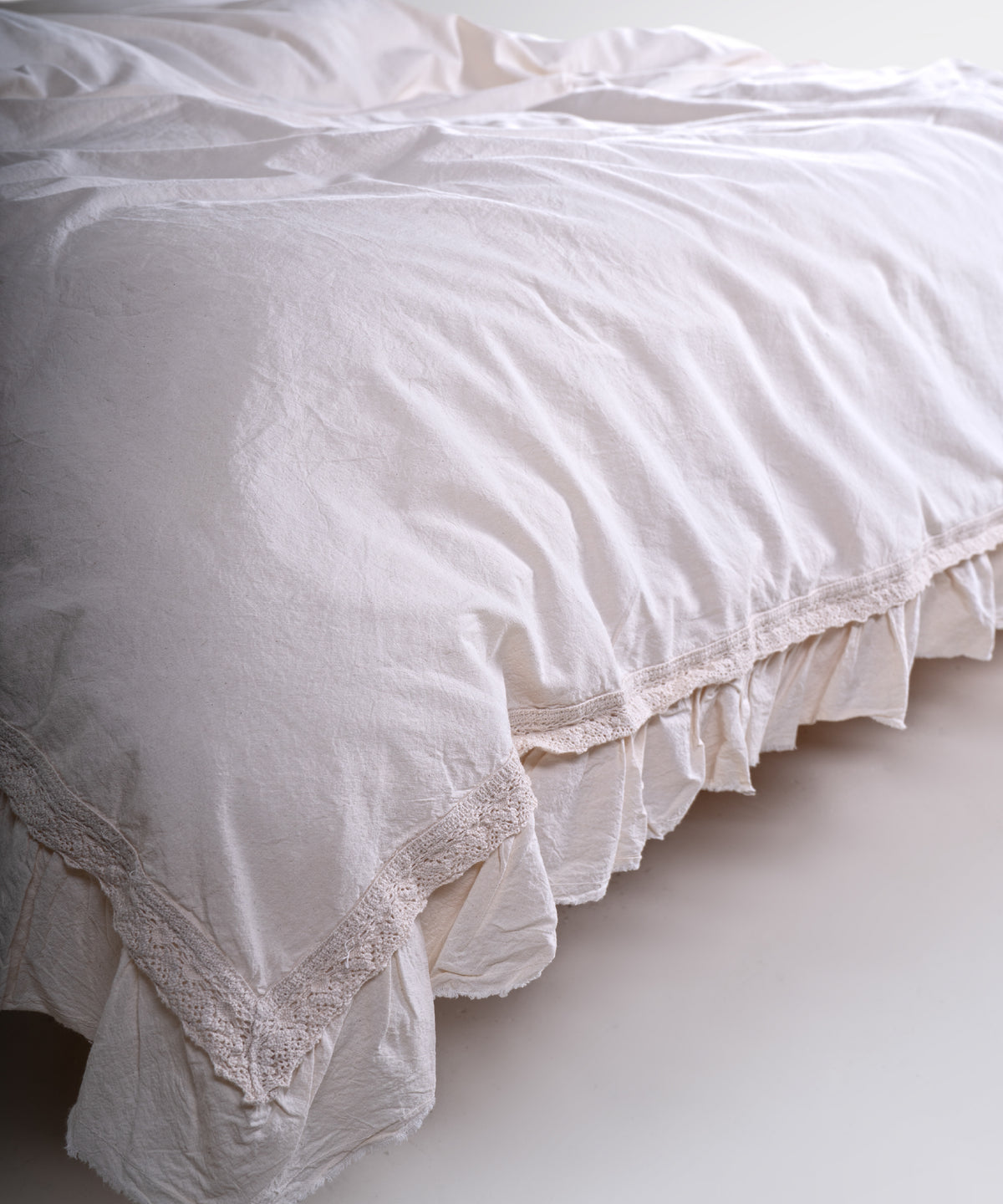 LIMASSO %100 Pamuk Stonewashed Fırfırlı ve Güpürlü Nevresim Takımı - Francheska Cream
