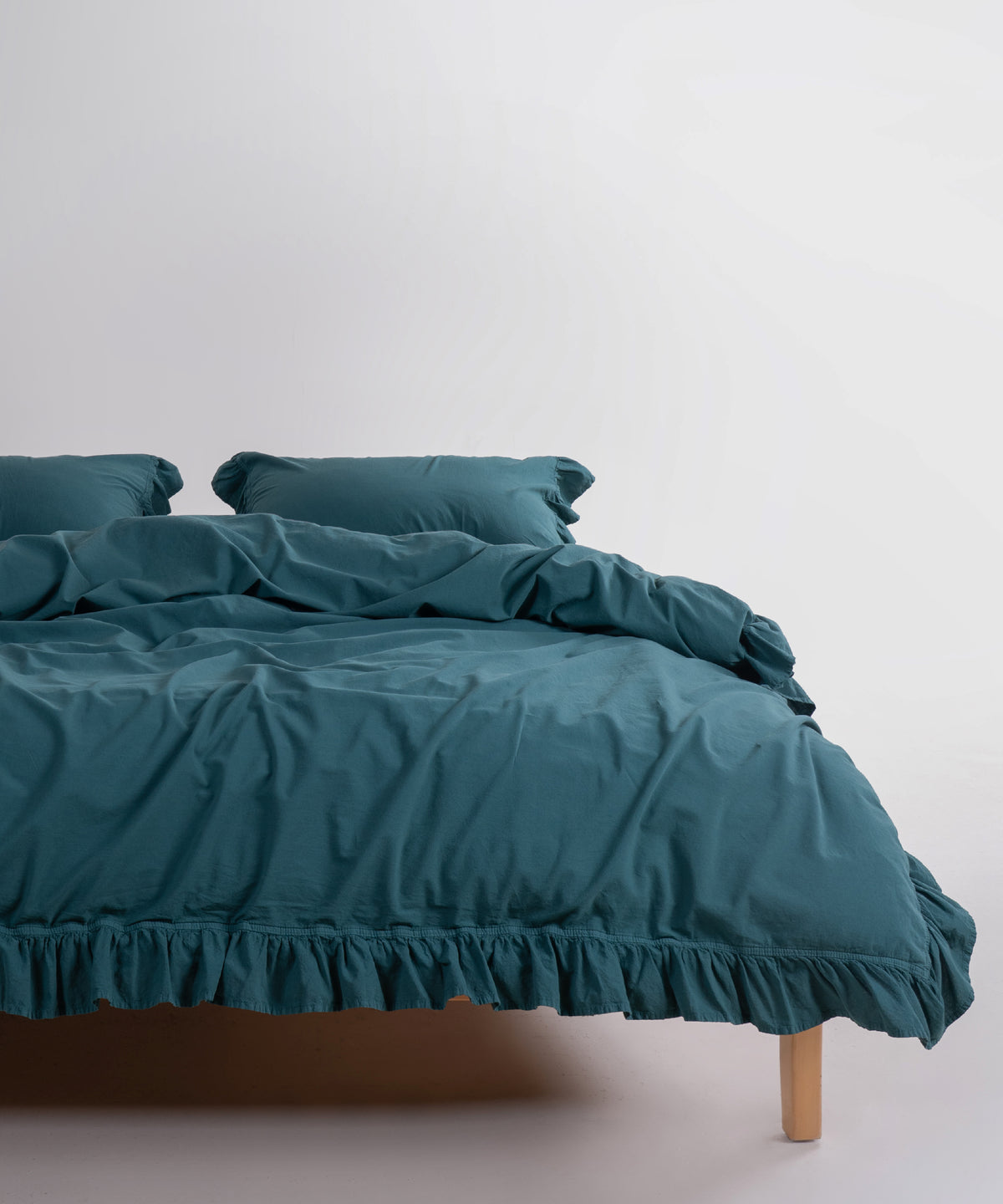Dark Green stonewashed %100 pamuk 4 köşesi fırfırlı nevresim takımı
