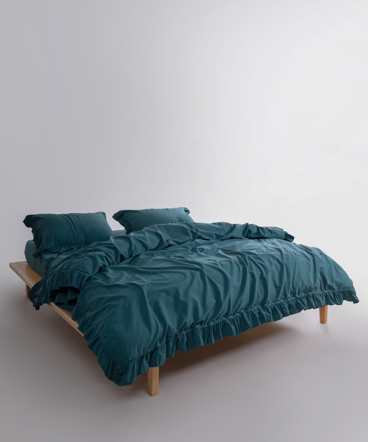 Dark Green tonunda fırfırlı Oxford yastık kılıfı tasarımı