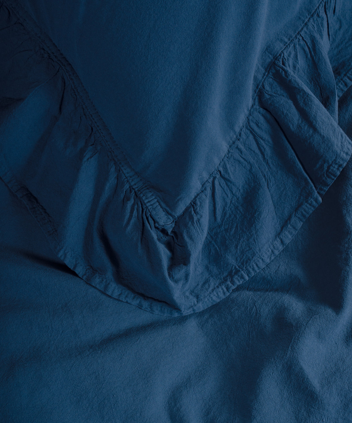 Dress Blue geniş düz çarşaf ve tam takım nevresim yerleşimi