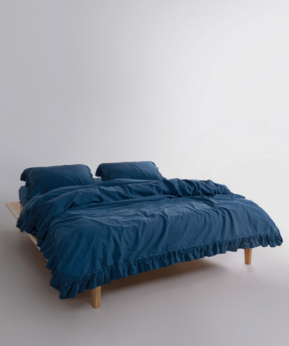 Dress Blue tonunda fırfırlı 50x70 cm Oxford yastık kılıfı