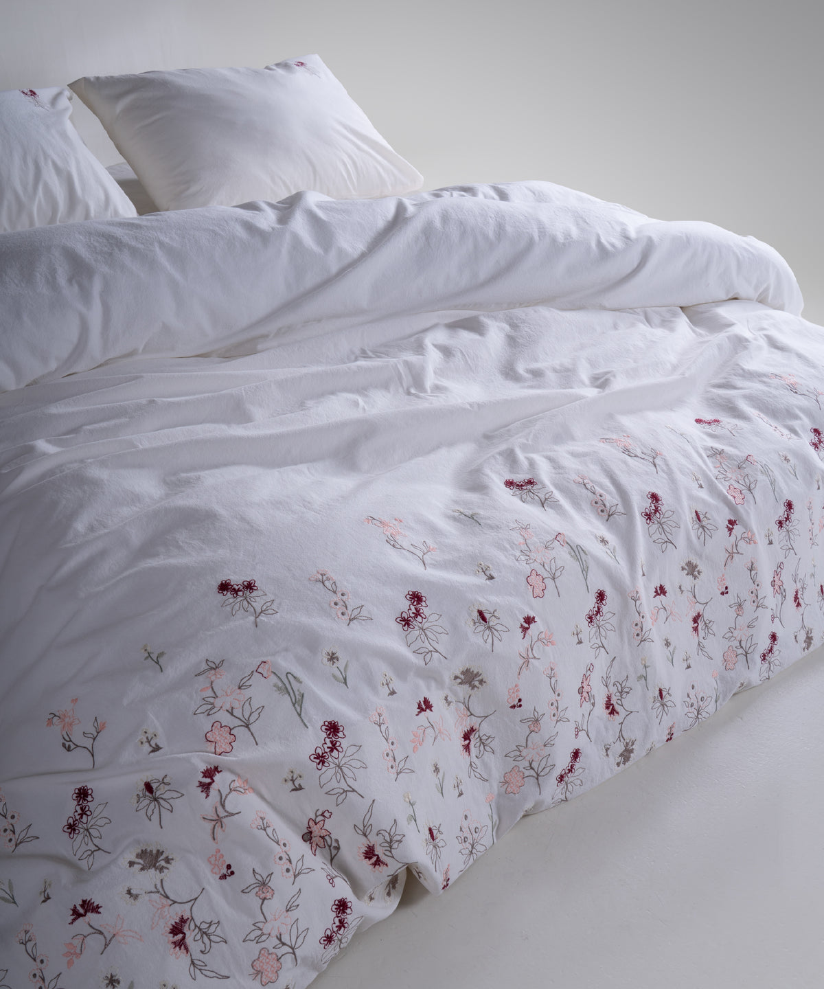 LIMASSO %100 Pamuk Stonewashed Minimalist Nakışlı Nevresim Takımı - Garden de Fleur White