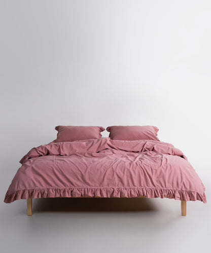 Old Rose stonewashed %100 pamuk 4 köşesi fırfırlı çift kişilik nevresim takımı genel görünümü