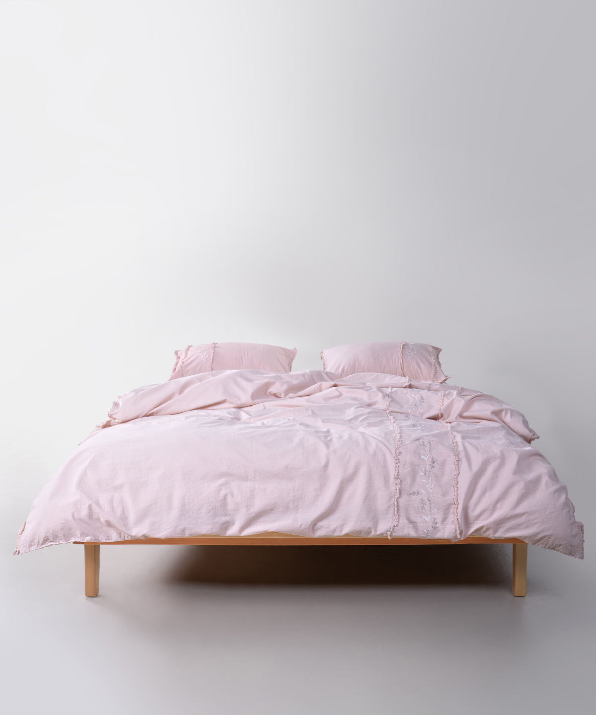LIMASSO %100 Pamuk Stonewashed Nakışlı ve Püsküllü Nevresim Takımı - Lucyna Prisitine